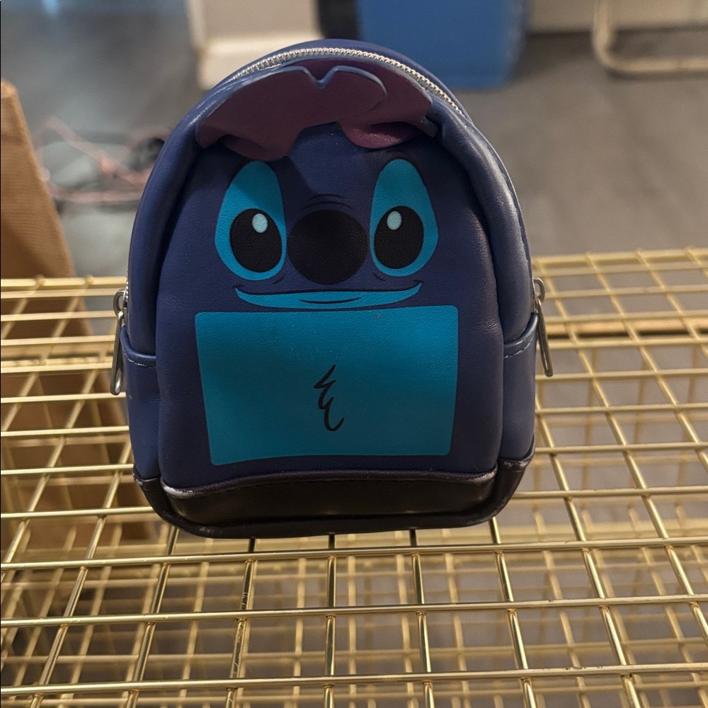 Stitch coin purse